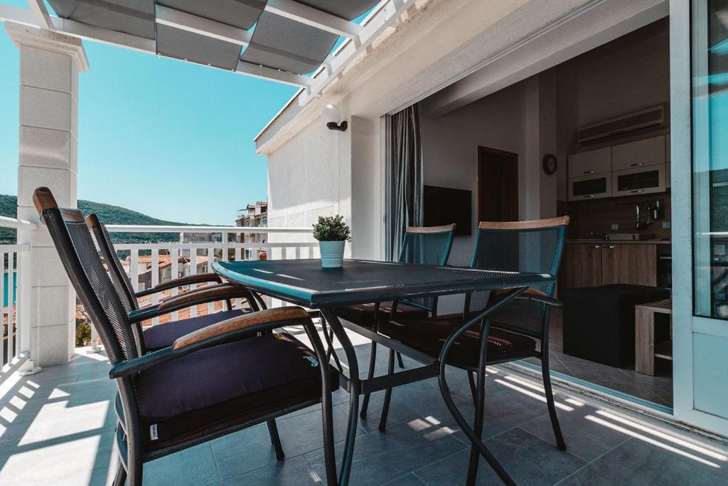 Villa Tiha Luka เนอุม ภายนอก รูปภาพ