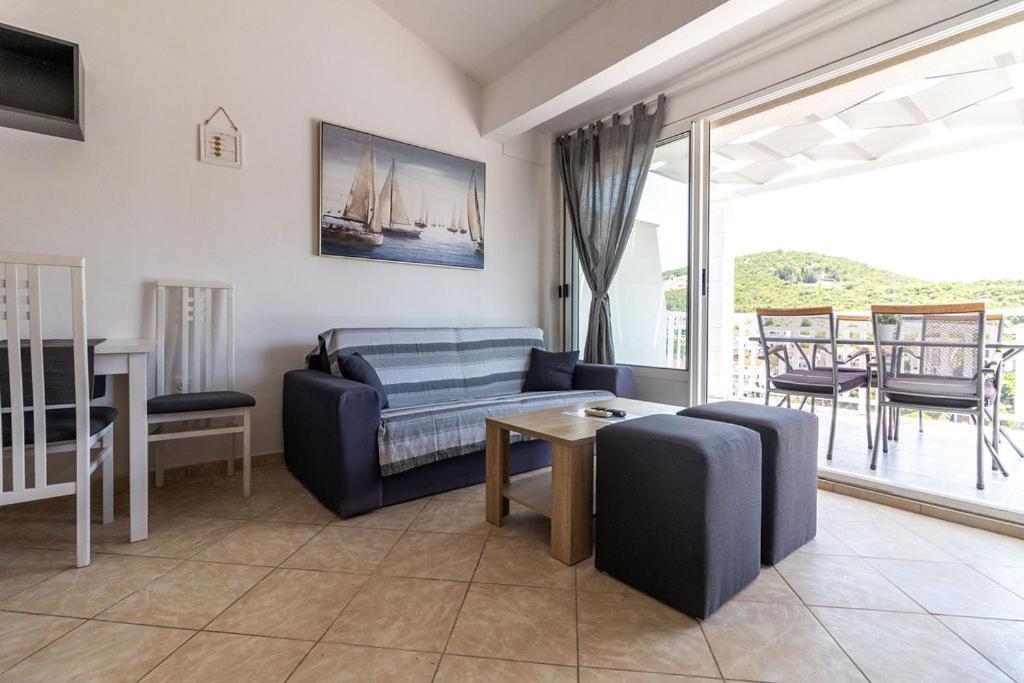 Villa Tiha Luka เนอุม ภายนอก รูปภาพ